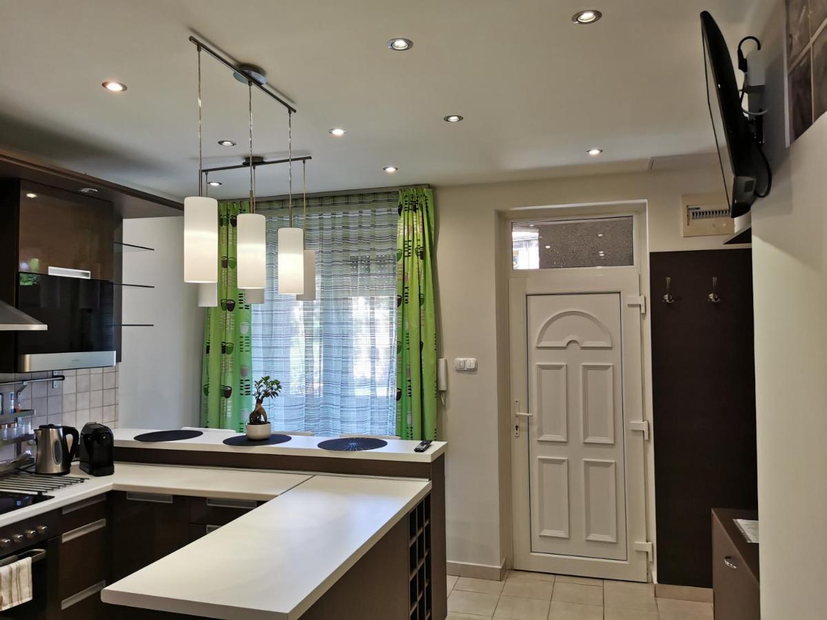 Apartament Dozsa 64 Dunaújváros Zewnętrze zdjęcie
