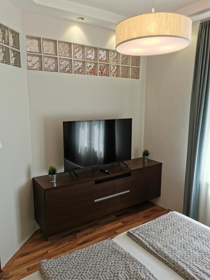 Apartament Dozsa 64 Dunaújváros Zewnętrze zdjęcie