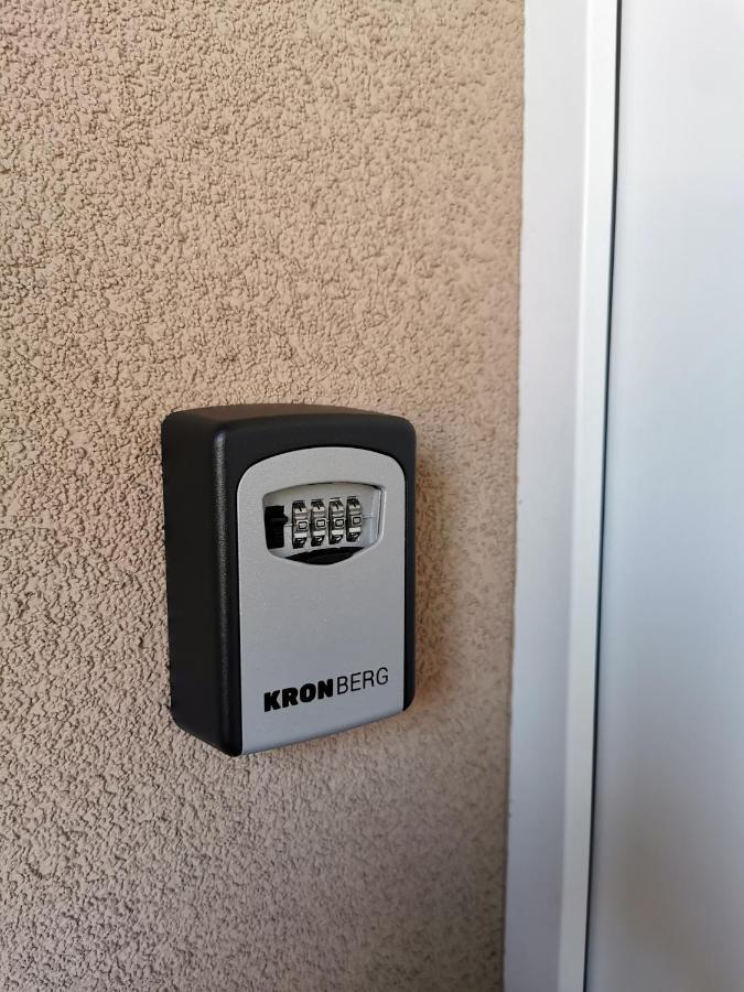 Apartament Dozsa 64 Dunaújváros Zewnętrze zdjęcie